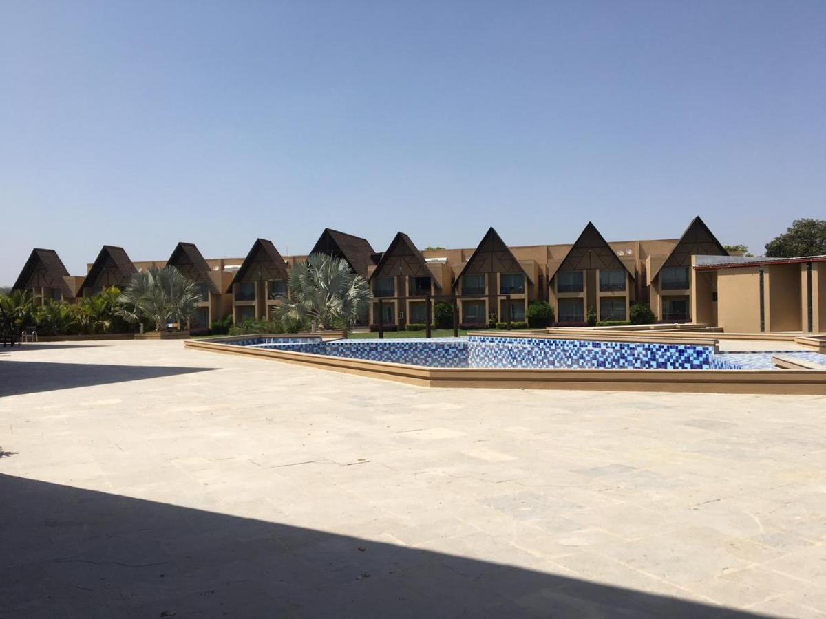Jagira Ananta Elite , Sasan Gir Hotel Chitrod Exterior foto